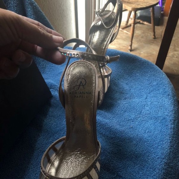 Shoes - Picture 4 of 5